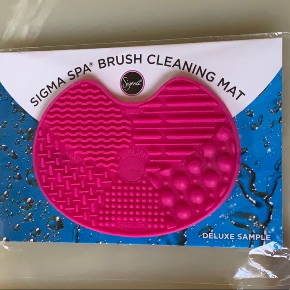 Sigma brush mat